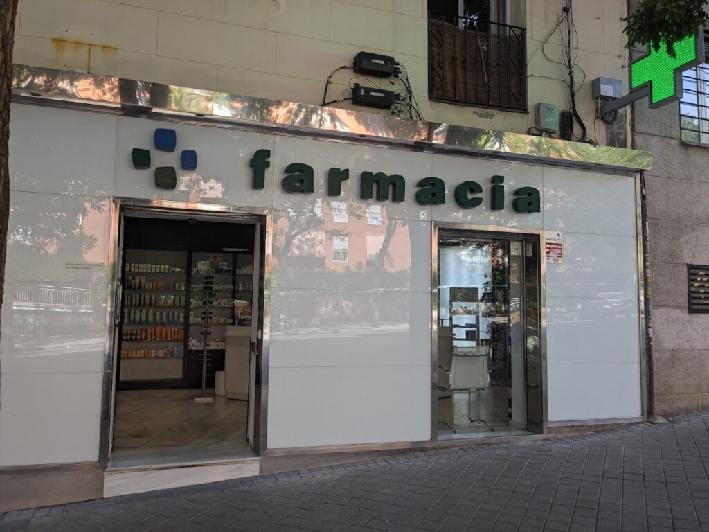 Farmacia Paseo de Olmos